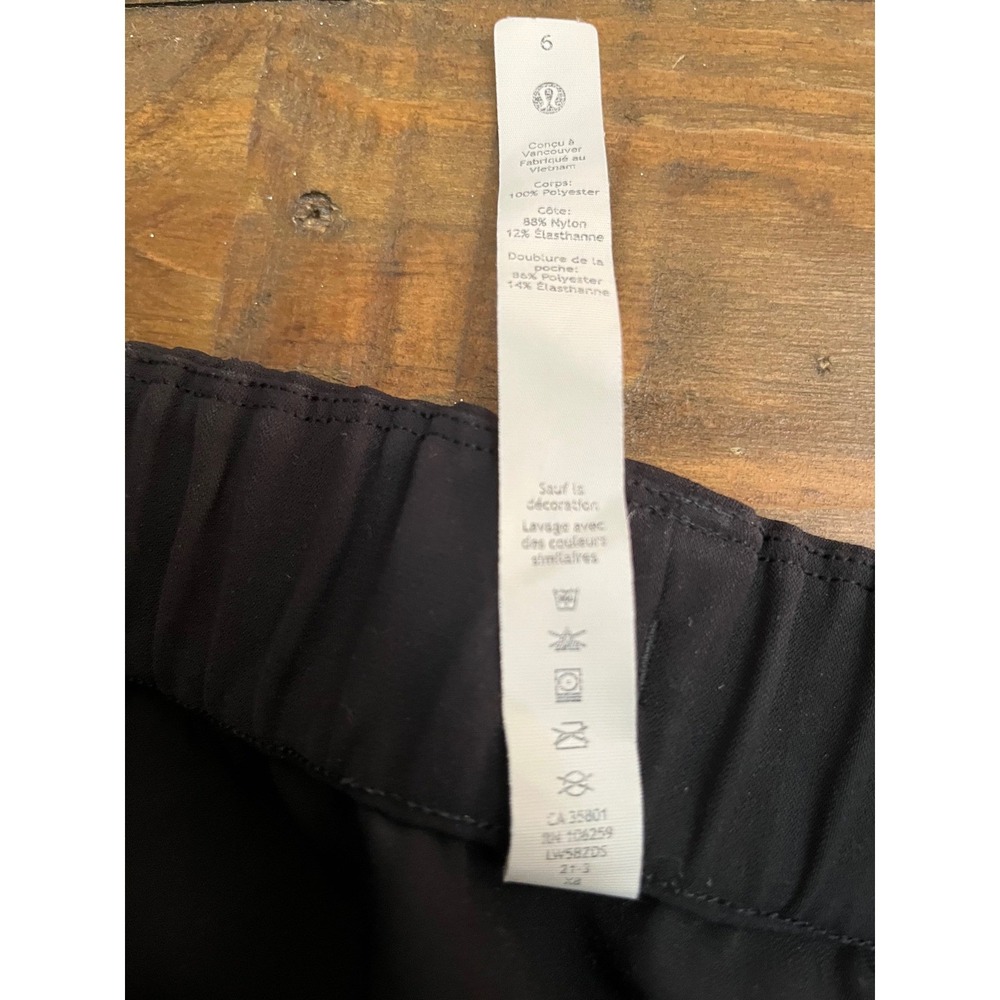 LULULEMON On the Fly Jogger 28" Athleisure Women 6 Black Minimalist Streetwear - Picture 5 of 6